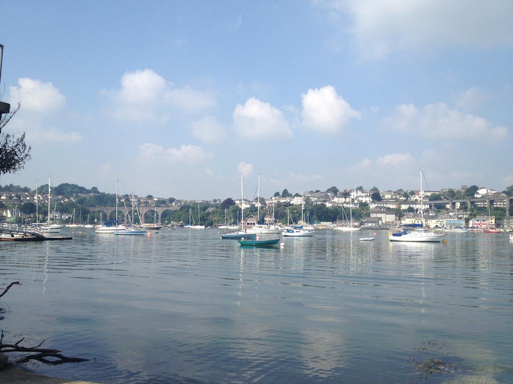The Ferry House Inn Plymouth Bilik gambar